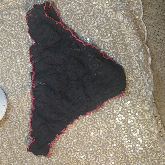 Lace Panties from Steve in size Large. Black Lace with Hot Pink Shirred trim. - Picture 6 of 8